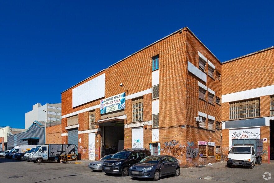 Industriel/Logistique dans L'Hospitalet de Llobregat, Barcelona à vendre - Photo principale – Image 1 sur 3