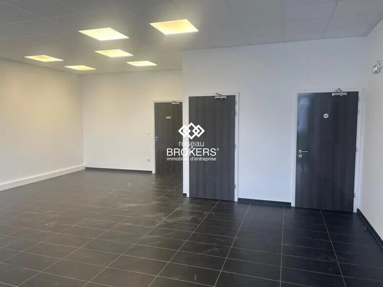 Local d’activités dans Strasbourg à louer - Photo intérieure – Image 2 sur 6
