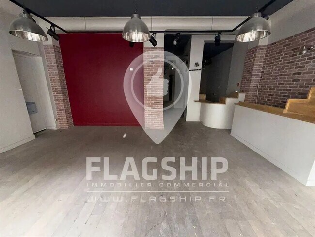 Plus de détails pour Local commercial à louer