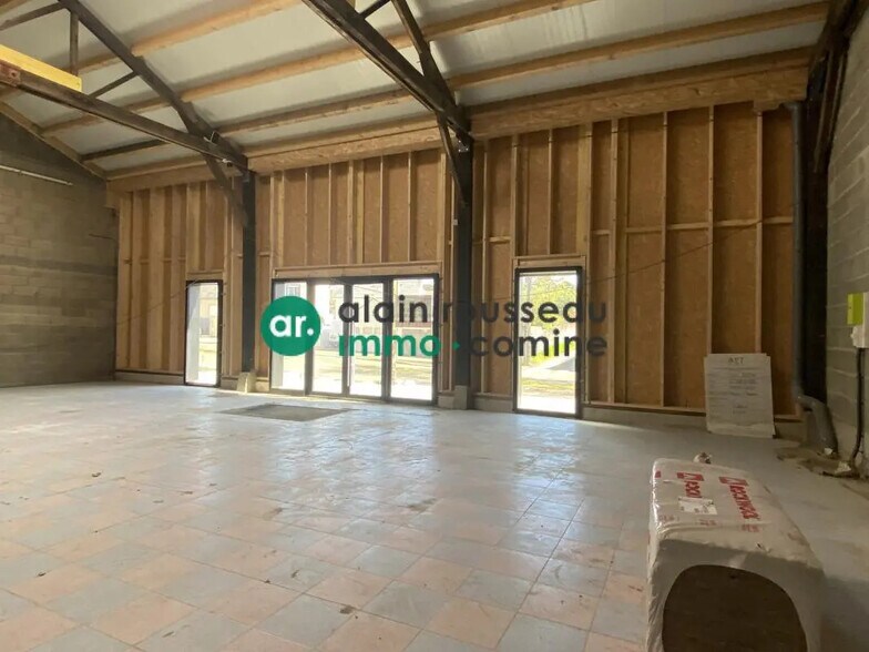 Local d'activités dans Angers à vendre - Photo de l’immeuble – Image 3 sur 3