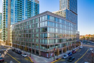 Plus de détails pour 2 Shore Ln, Jersey City, NJ - Logement à vendre