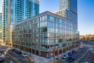 Plus de détails pour 2 Shore Ln, Jersey City, NJ - Logement à vendre