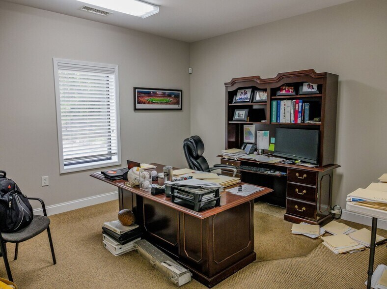 113 Industrial Park Dr, Cumming, GA à vendre - Photo intérieure – Image 2 sur 8