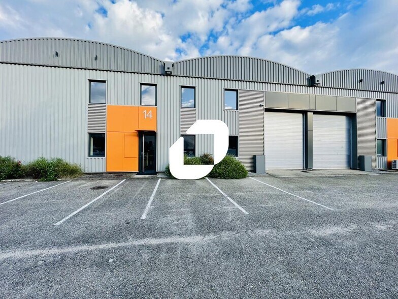 11-13 Chemin De L'Industrie, Dardilly à louer - Photo de l’immeuble – Image 1 sur 16