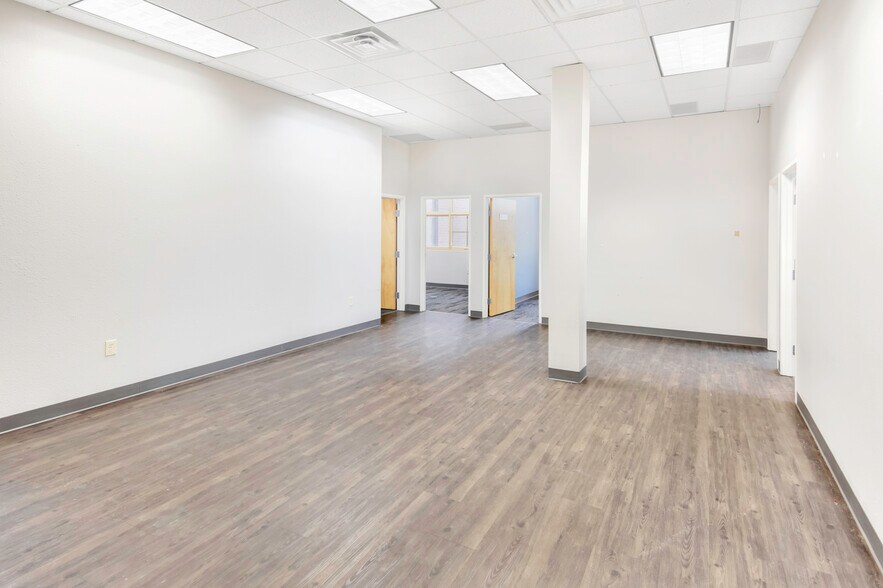 88 Inverness Cir E, Englewood, CO à louer - Photo intérieure – Image 2 sur 22