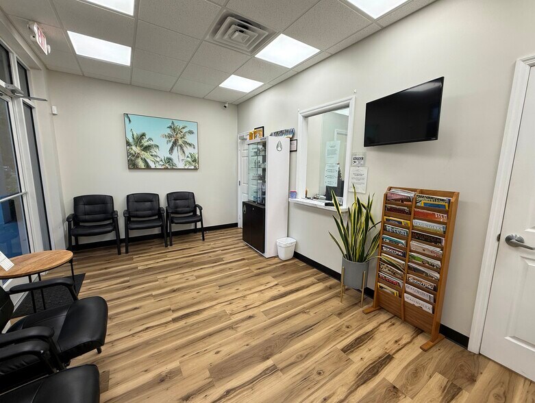 3821 Woodbriar Trl, Port Orange, FL à vendre - Photo intérieure – Image 2 sur 7