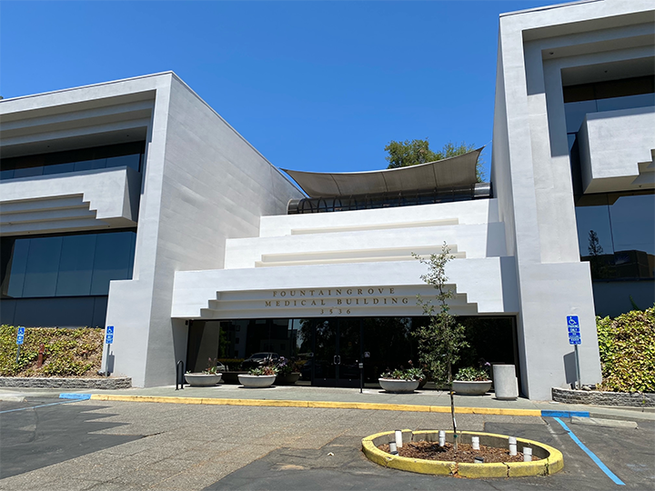 3536 Mendocino Ave, Santa Rosa, CA à louer Photo principale– Image 1 sur 15