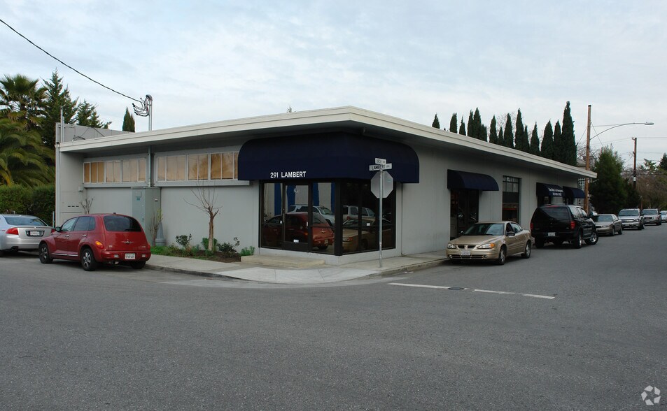 291 Lambert Ave, Palo Alto, CA à louer - Photo principale – Image 1 sur 5