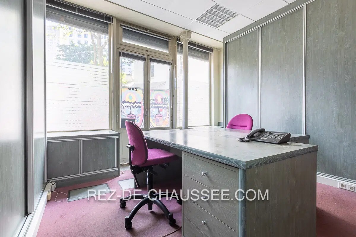 Local commercial dans Paris à vendre Photo de l’immeuble– Image 1 sur 1