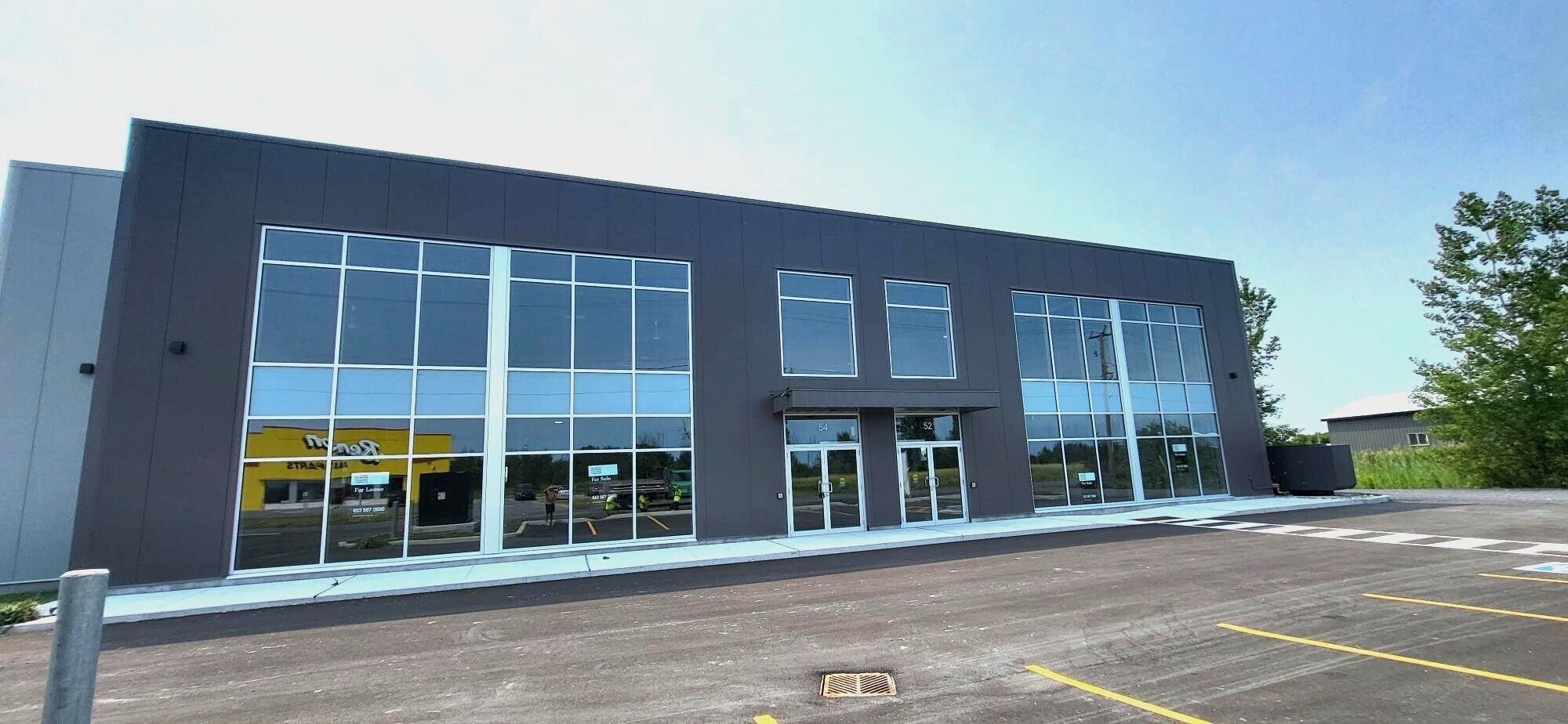 52-54 Racine St, Casselman, ON à louer Photo de l’immeuble– Image 1 sur 9