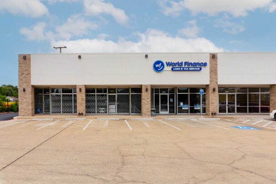 1909-1929 S Buckner Blvd, Dallas, TX à louer - Photo de l’immeuble – Image 3 sur 3
