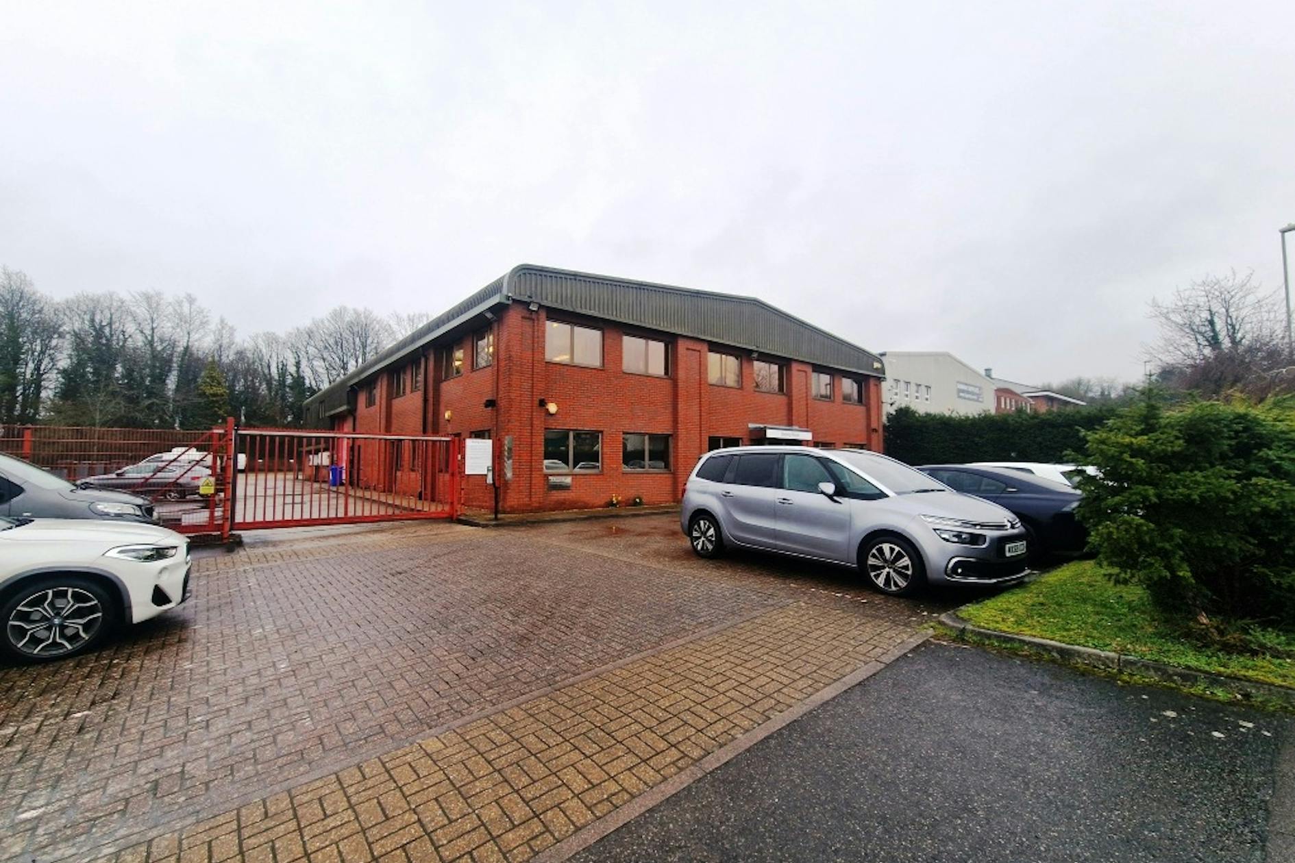 Stroudley Rd, Basingstoke à louer Photo de l’immeuble– Image 1 sur 3