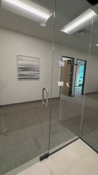 1360 N Bullard Ave, Goodyear, AZ à louer - Vidéo sur l’annonce professionnelle – Image 2 sur 17