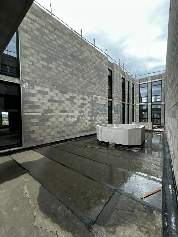 Bureau dans Narbonne à vendre Photo de la construction– Image 1 sur 10