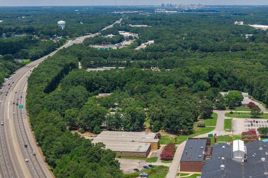 2101 Reymet Rd, Richmond, VA à vendre - Photo de l’immeuble – Image 2 sur 13