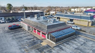 1117 N Walton Blvd, Bentonville, AR à louer Photo intérieure– Image 1 sur 1