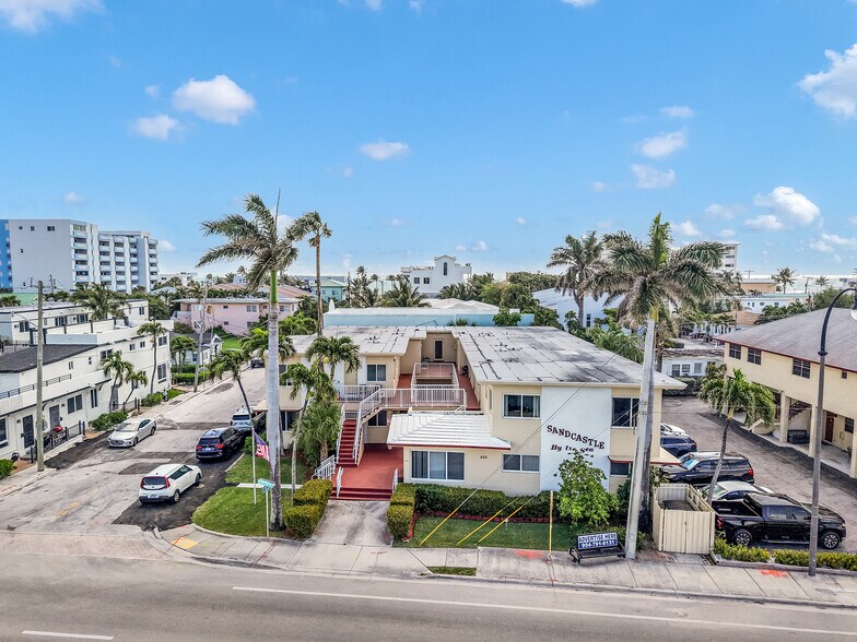 505-513 S Ocean Dr, Hollywood, FL à vendre - Photo de l’immeuble – Image 3 sur 41