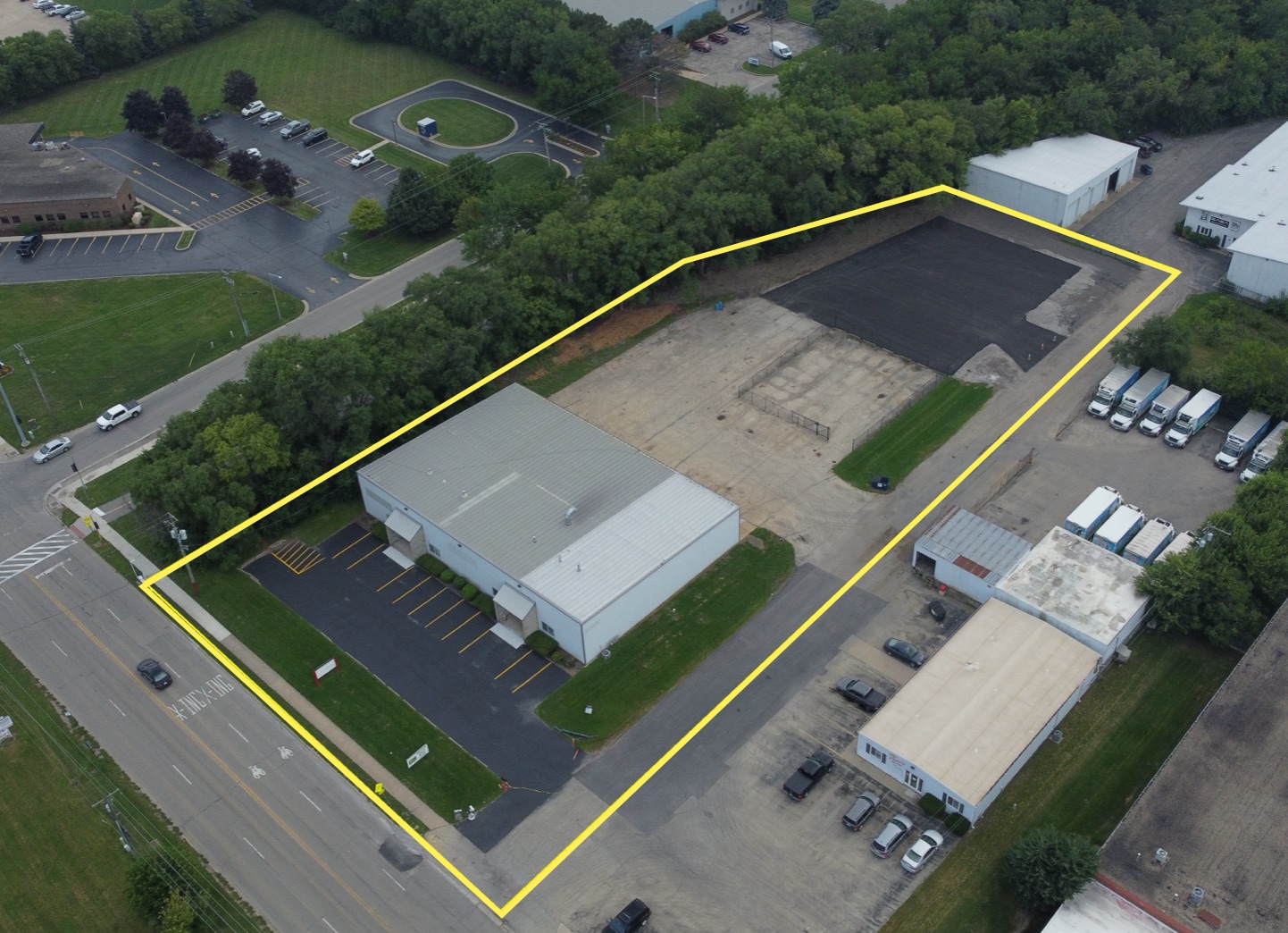 2402 McDonough St, Joliet, IL à louer Aérien– Image 1 sur 5