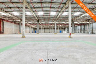 Plus de détails pour Local d'activités à louer