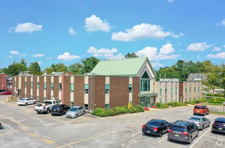 Portefeuille de 2 biens à vendre sur LoopNet.fr - Photo principale – Image 1 sur 1