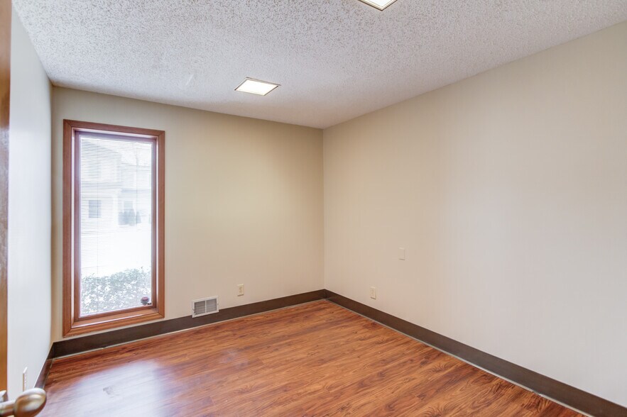63 W Candler St, Winder, GA à louer - Photo de l’immeuble – Image 3 sur 13