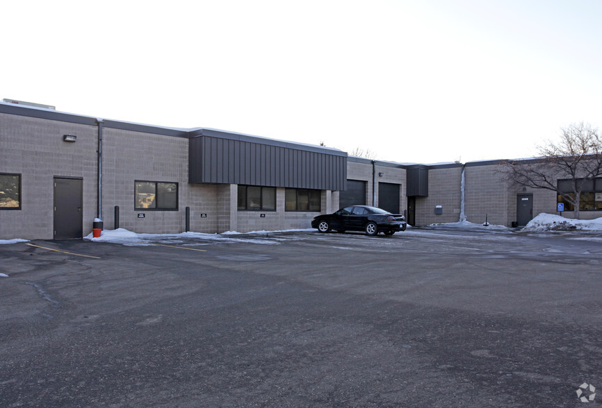 1545-1551 Livingston Ave, Saint Paul, MN à louer - Photo de l’immeuble – Image 3 sur 3