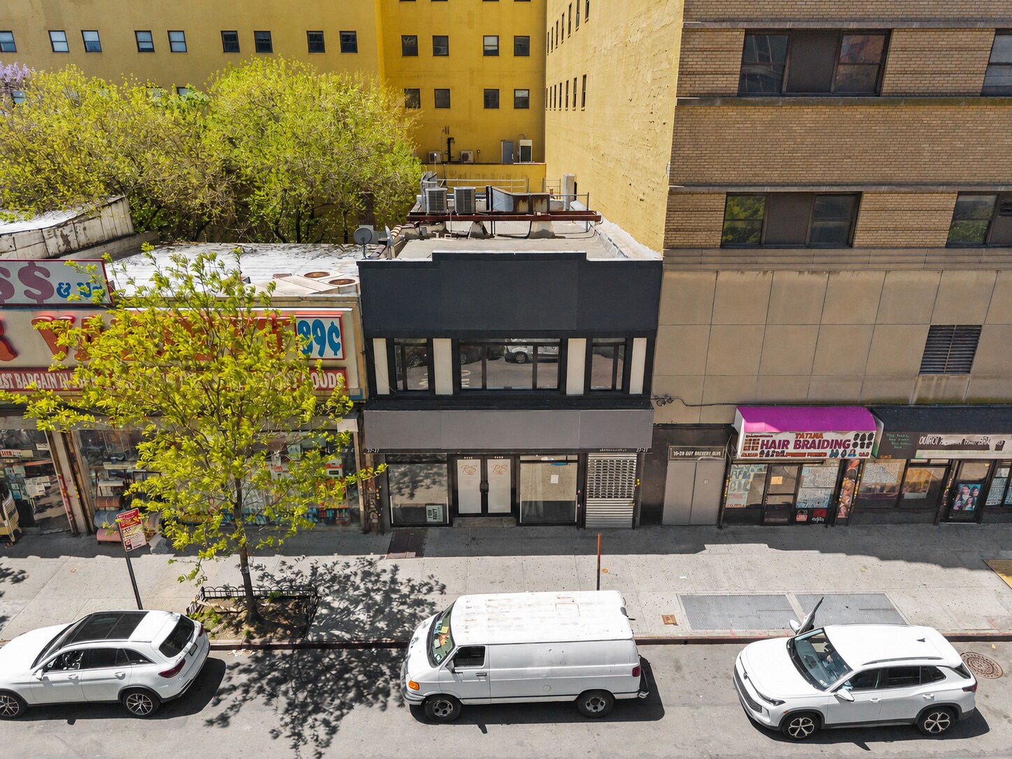 9222 Guy R Brewer Blvd, Jamaica, NY à vendre Photo de l’immeuble– Image 1 sur 10
