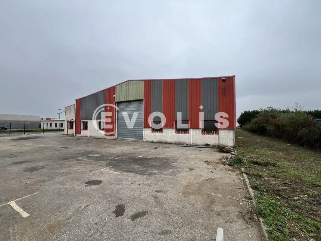 Bureau dans Montluel à louer Photo de l’immeuble– Image 1 sur 16