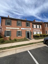 10525 Braddock Rd, Fairfax, VA à louer Photo de l’immeuble– Image 2 sur 13
