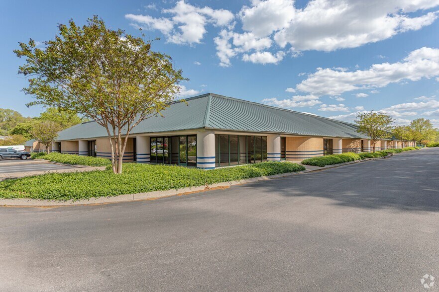 1420 Donelson Pike, Nashville, TN à louer - Photo de l’immeuble – Image 3 sur 3