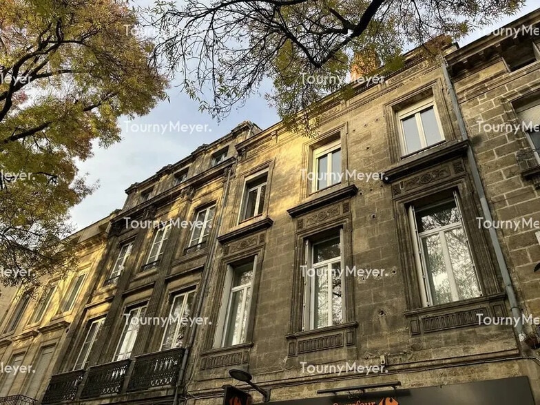 Bureau dans Bordeaux à vendre - Photo de l’immeuble – Image 1 sur 7