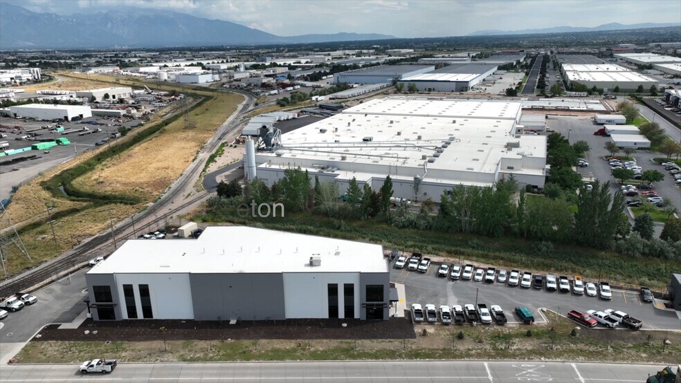 4655 W California Ave, Salt Lake City, UT à louer - Vidéo sur l’annonce professionnelle – Image 2 sur 26