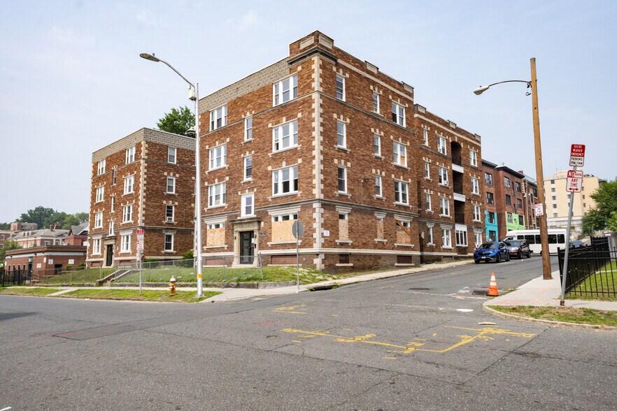 41-49 School St, Springfield, MA à vendre - Photo de l’immeuble – Image 2 sur 10