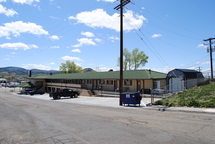 500 W Oak St, Elko, NV à vendre - Photo de l’immeuble – Image 2 sur 13