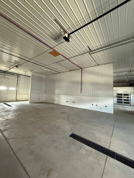 302 S Birkey St, Bremen, IN à vendre - Photo de l’immeuble – Image 3 sur 12