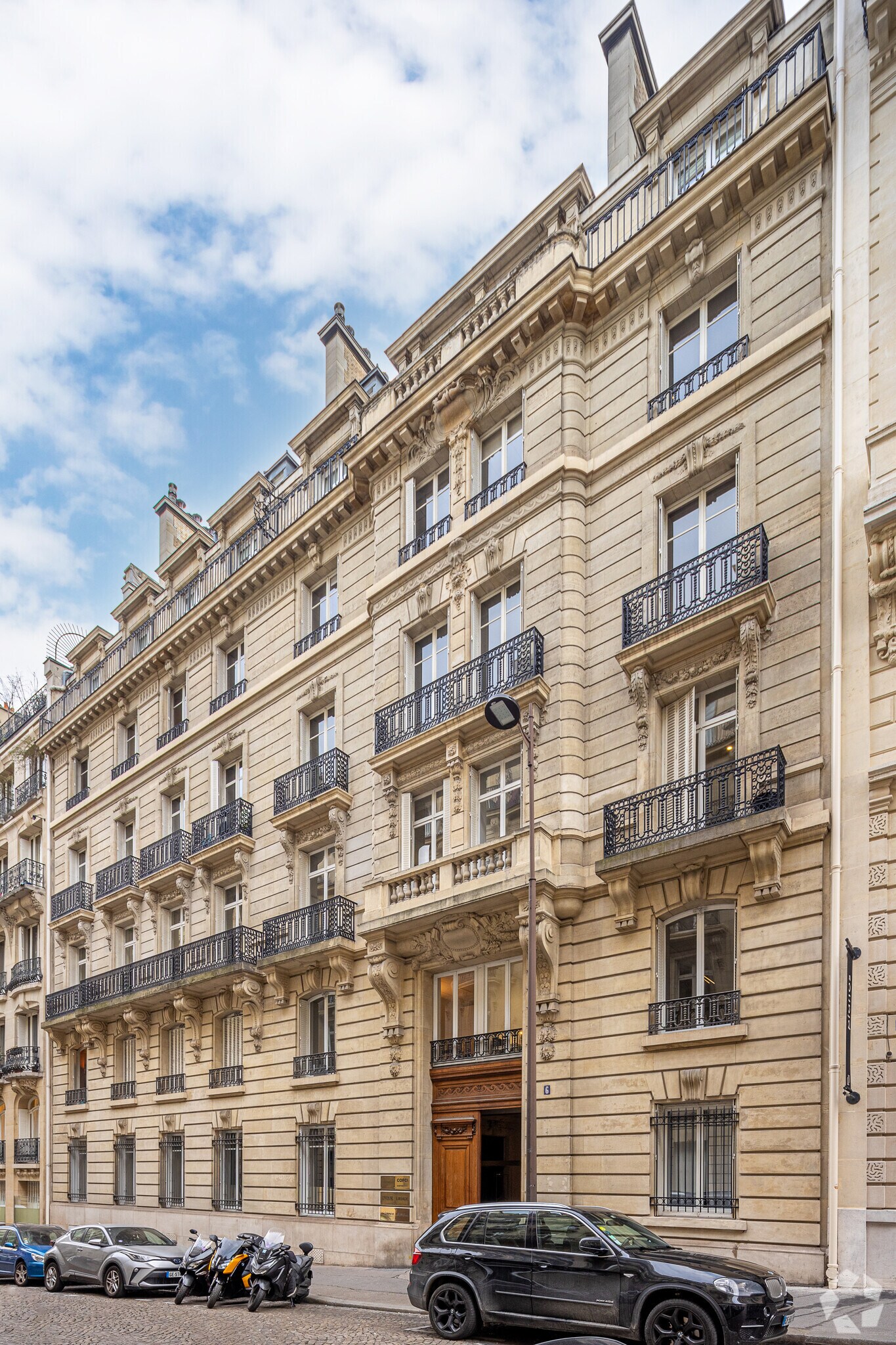 Bureau dans Paris à louer Photo de l’immeuble– Image 1 sur 13