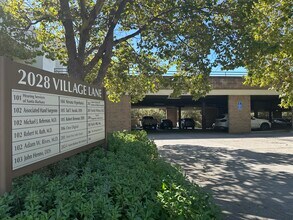 2028 Village Ln, Solvang, CA à louer Photo intérieure– Image 2 sur 28