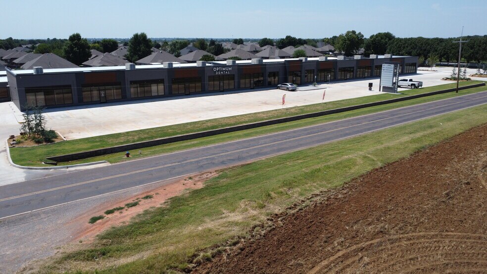 550 NE 24th St, Newcastle, OK à louer - Photo de l’immeuble – Image 2 sur 16