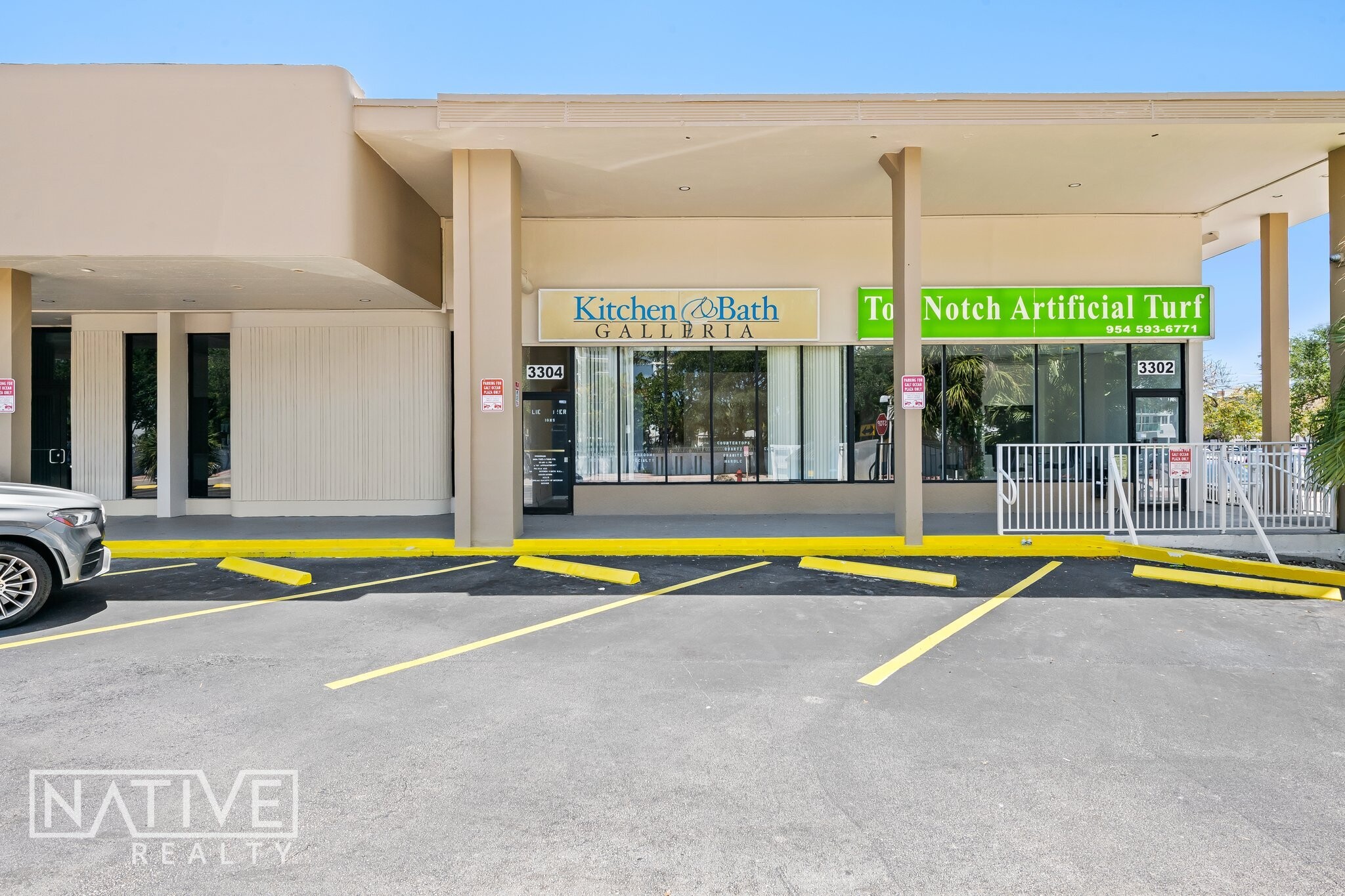 3300-3370 NE 34th St, Fort Lauderdale, FL à louer Photo de l’immeuble– Image 1 sur 3