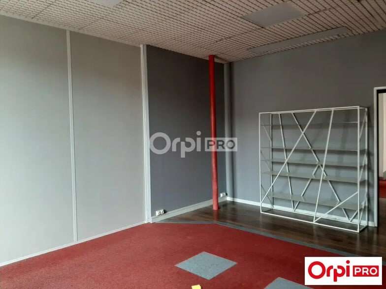 Bureau dans Valence à louer - Photo de l’immeuble – Image 3 sur 6