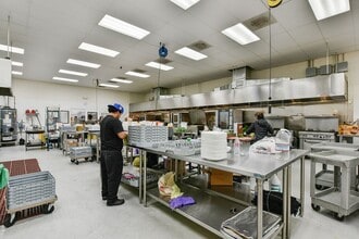 1409 Egbert Ave, San Francisco, CA à louer Photo intérieure– Image 1 sur 9