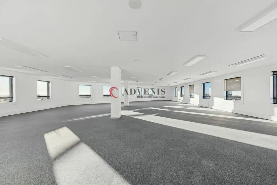 Bureau dans Noisy-le-Grand à louer Photo de l’immeuble– Image 1 sur 4