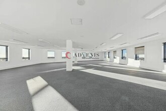 Bureau dans Noisy-le-Grand à louer Photo de l’immeuble– Image 1 sur 4