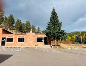 19251 E US Hwy 24, Woodland Park, CO à louer Photo de l’immeuble– Image 1 sur 5