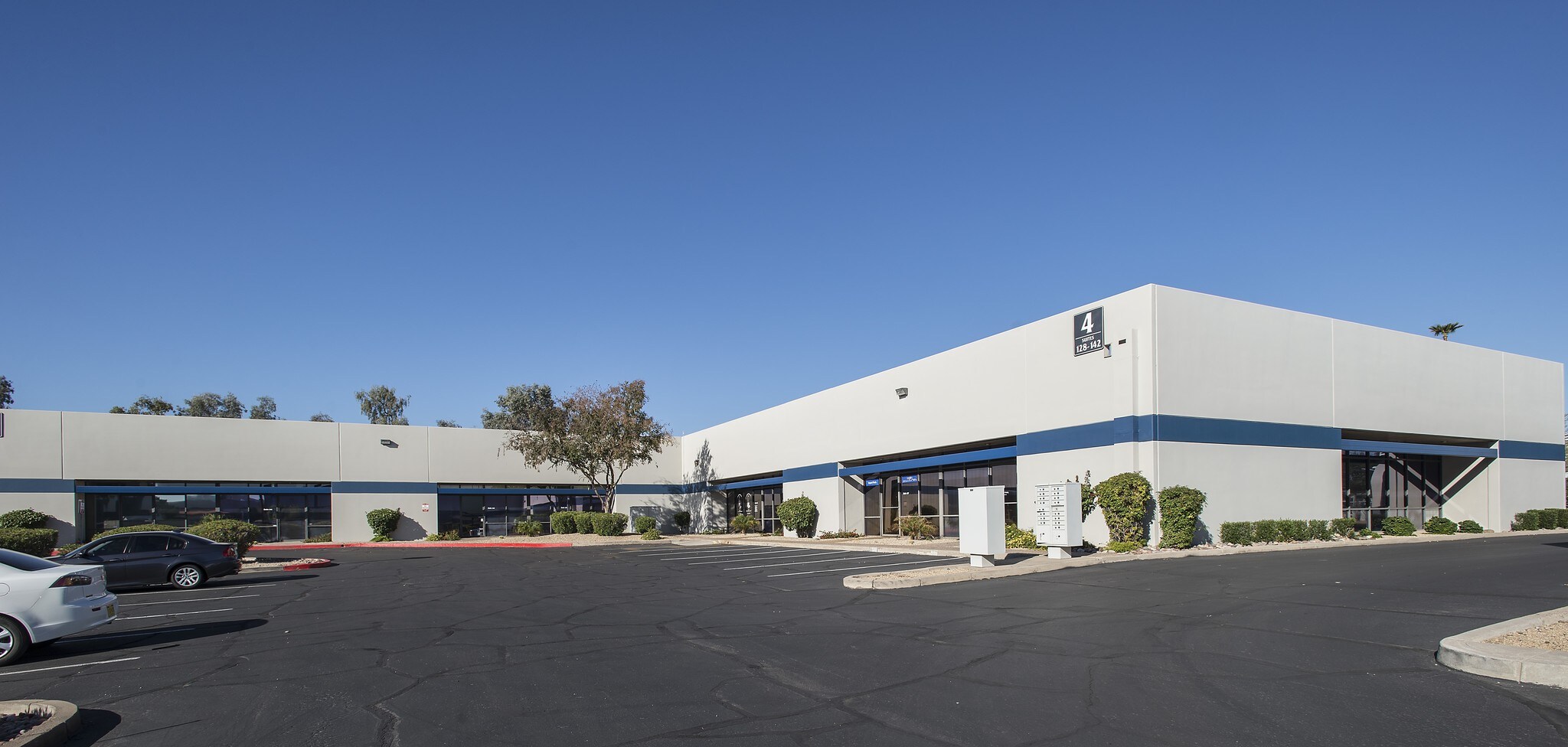 1833 W Main St, Mesa, AZ à louer Photo principale– Image 1 sur 5