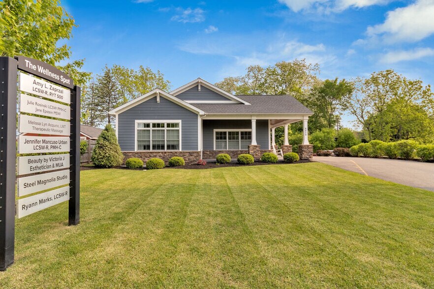 6456 New Taylor Rd, Orchard Park, NY à vendre - Photo de l’immeuble – Image 2 sur 42