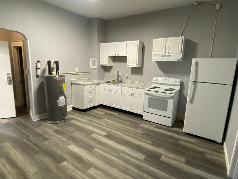 126 E Lincoln Hwy, Coatesville, PA à vendre - Photo de l’immeuble – Image 3 sur 31