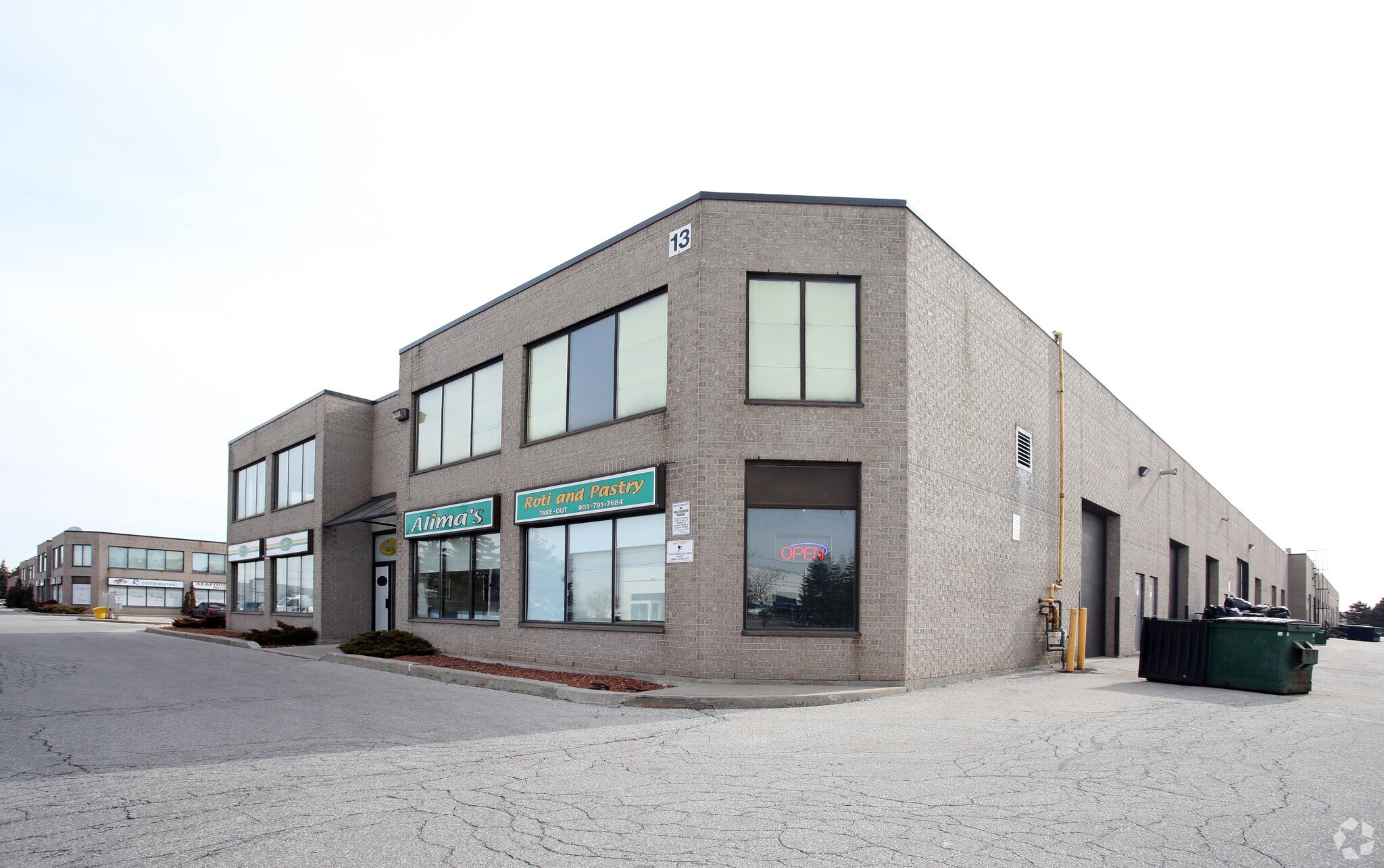 13 Kenview Blvd, Brampton, ON à vendre Photo principale– Image 1 sur 8
