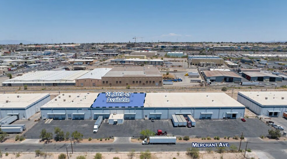 7157 Merchant Ave, El Paso, TX à louer - Photo de l’immeuble – Image 1 sur 7