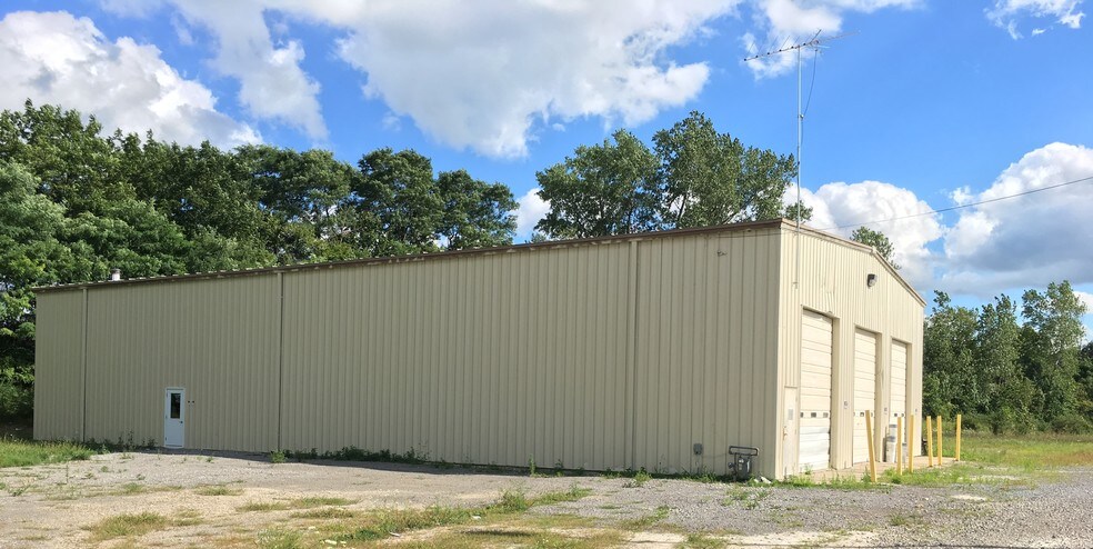 1363 Carlisle Ave, Bellefontaine, OH à louer - Photo de l’immeuble – Image 3 sur 5